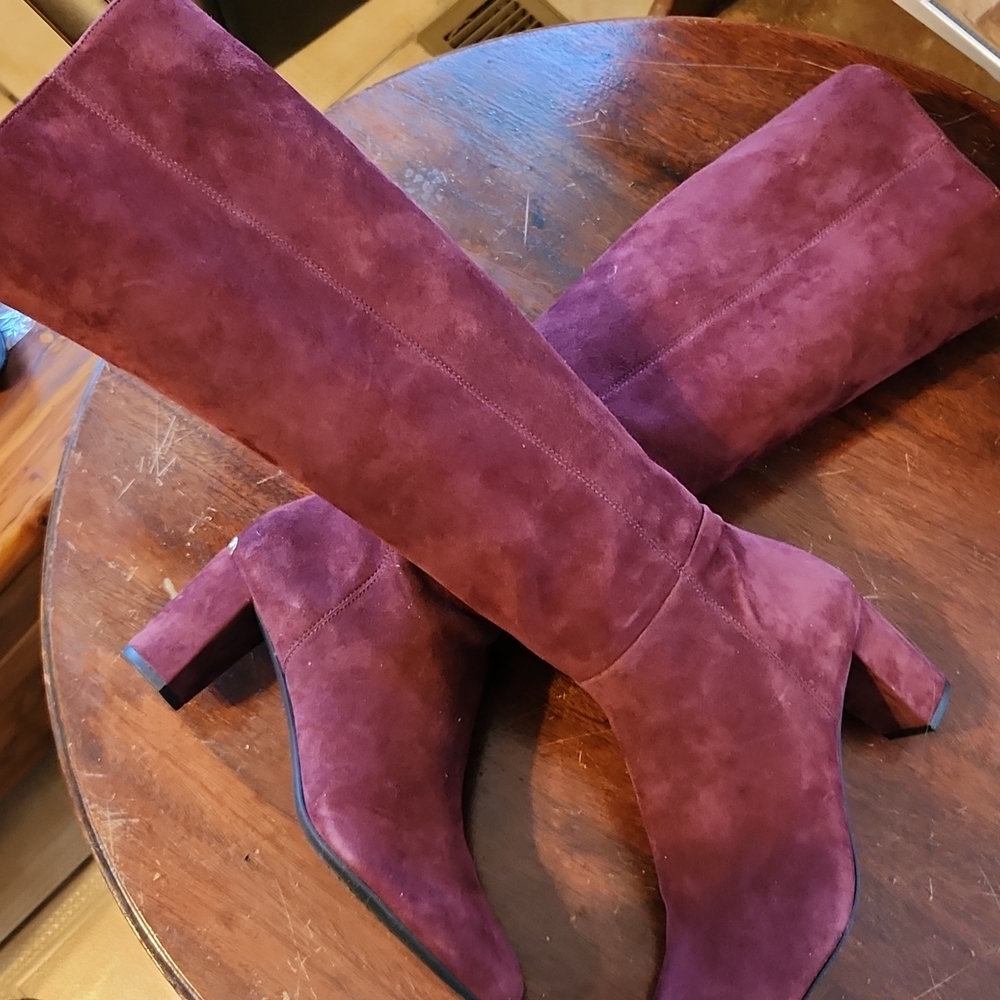 Boots - Picture 3 of 7